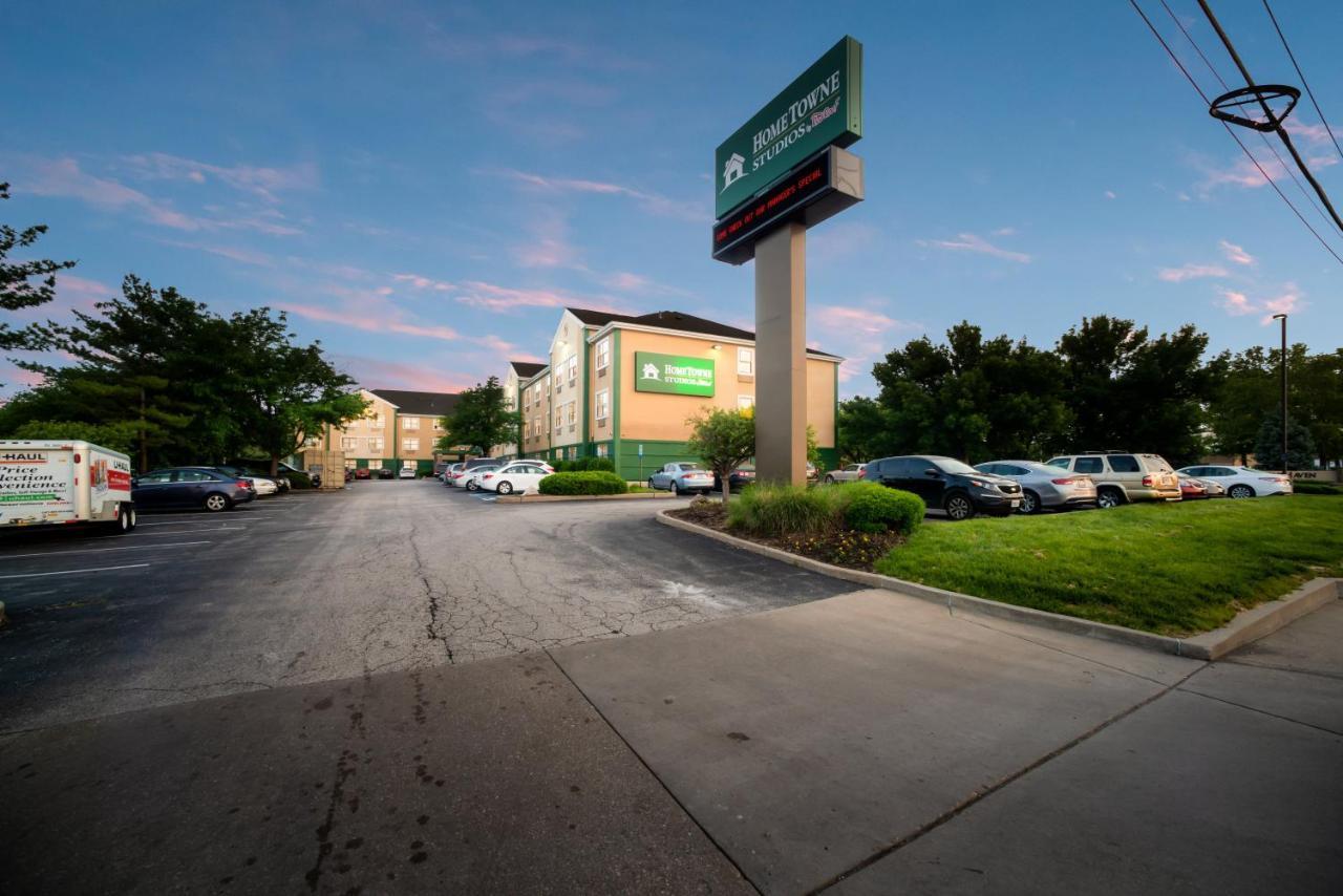 Hometowne Studios By Red Roof St. Louis - Airport/N Lindbergh เฮเซลวูด ภายนอก รูปภาพ